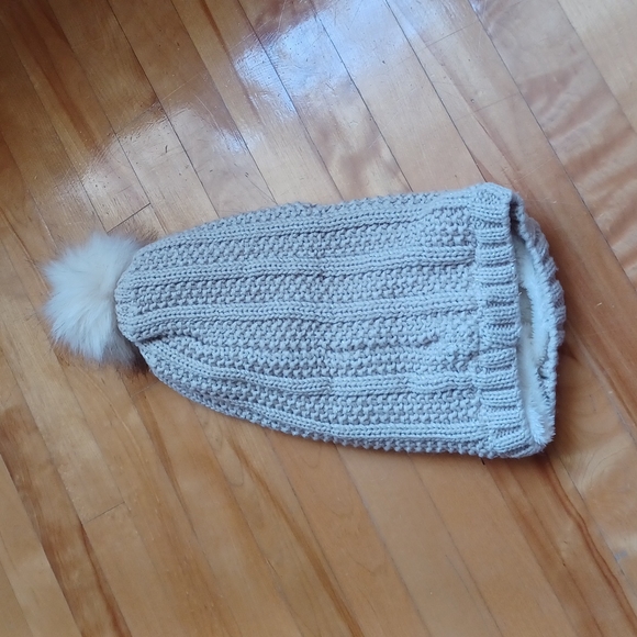 NOWT WINTER HAT - Picture 3 of 5